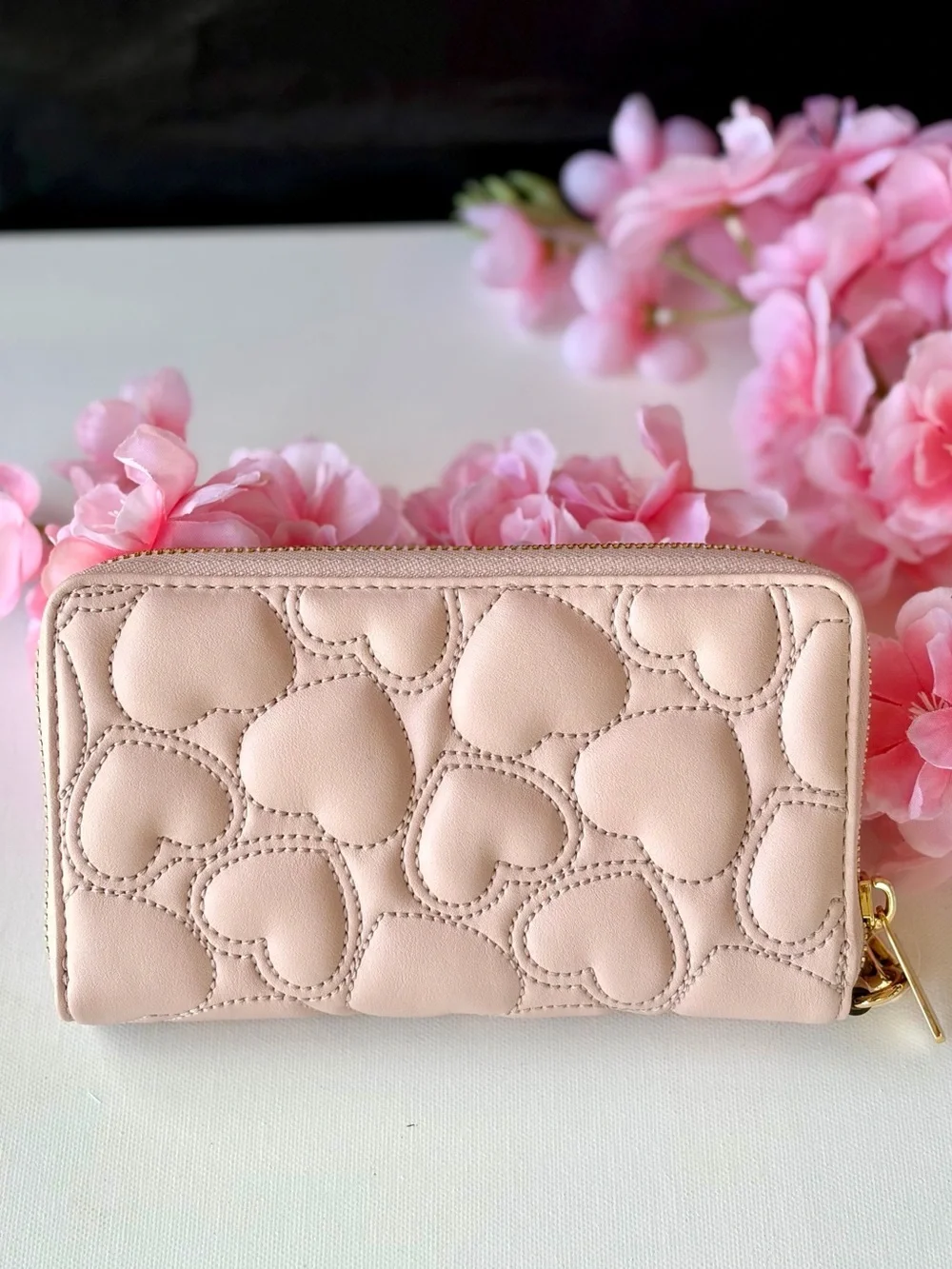 MICHAEL KORS  Jet Set Large Heart Embroidered Smartphone Wristlet Wallet Blush